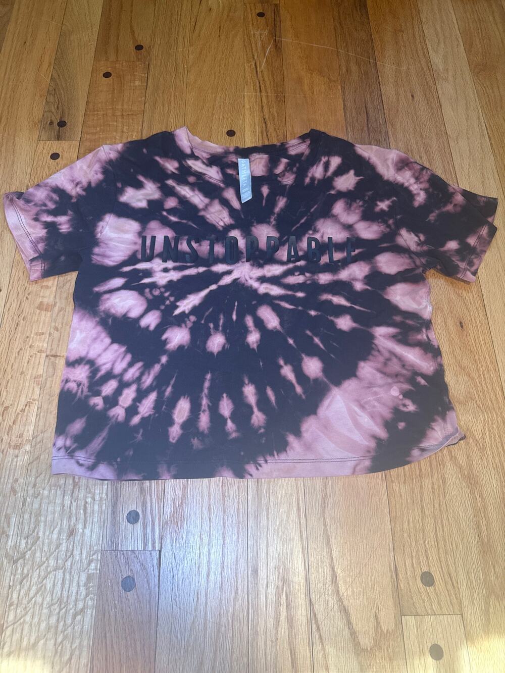 Athleta Unstoppable Tie Dye Graphic Tee Womenâs XXS Short Sleeve Top